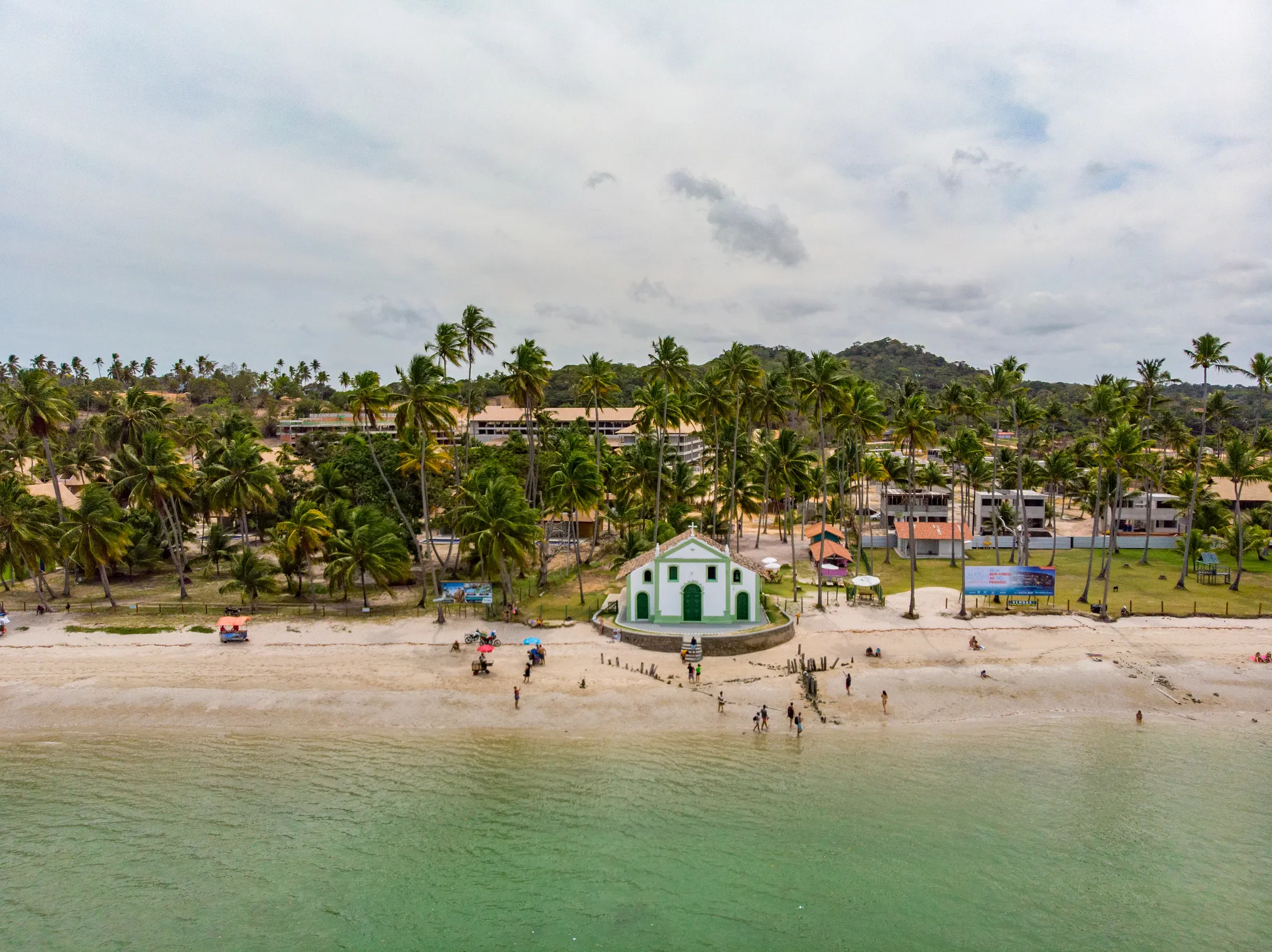 Vista de propriedade de frente para a praia em Carneiros