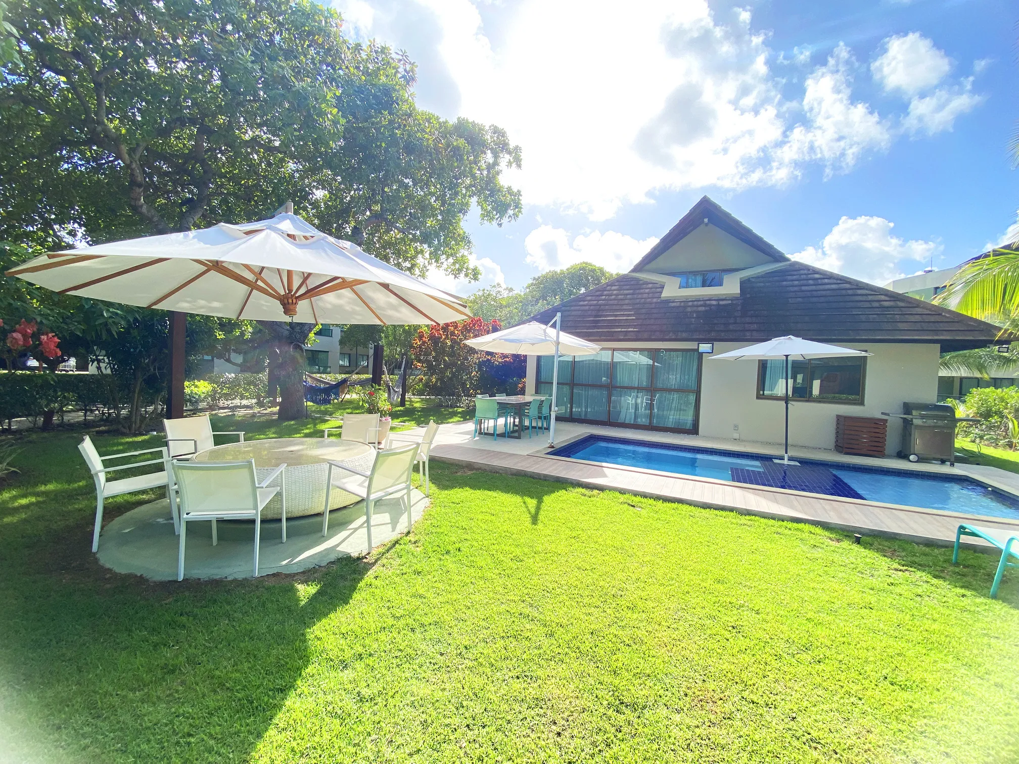 Bangalô Luxo - Piscina Privativa à Beira Mar (A8)